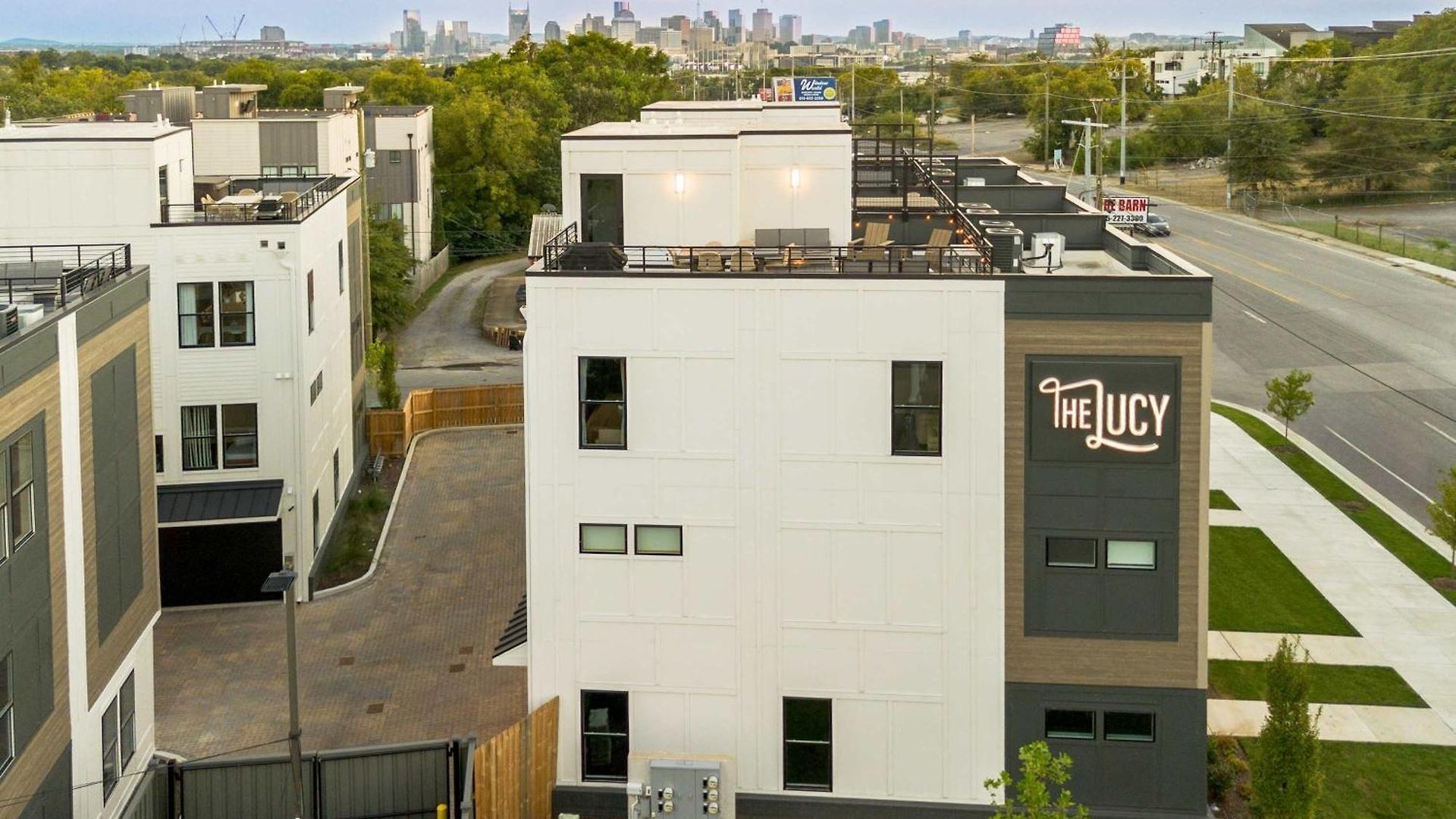 Holiday home Rooftop Hot Tub & Skyline Views Near Broadway Nashville