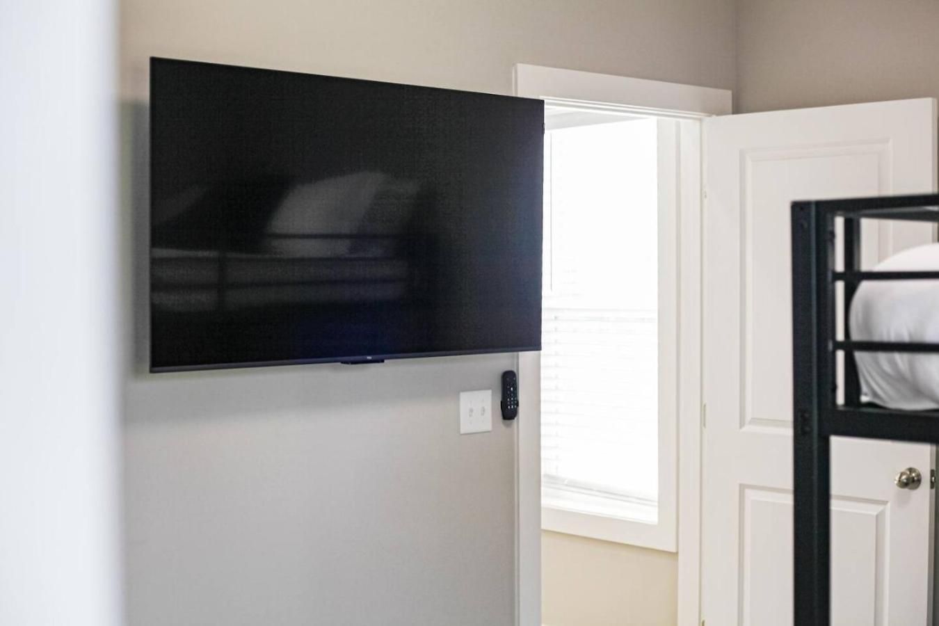 Friends In Skyline Places, 10 Min To Broadway, Perfect For Groups Holiday home Nashville