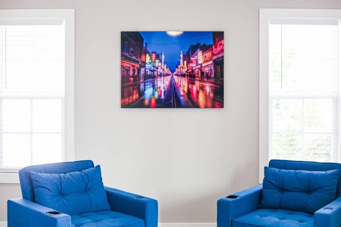 Friends In Skyline Places, 10 Min To Broadway, Perfect For Groups Holiday home Nashville