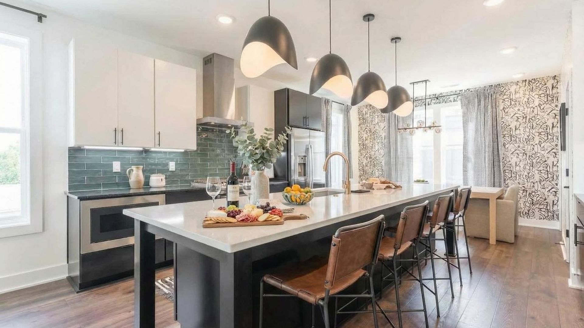 Holiday home Luxe 4br With Fire Pit Grill And Views