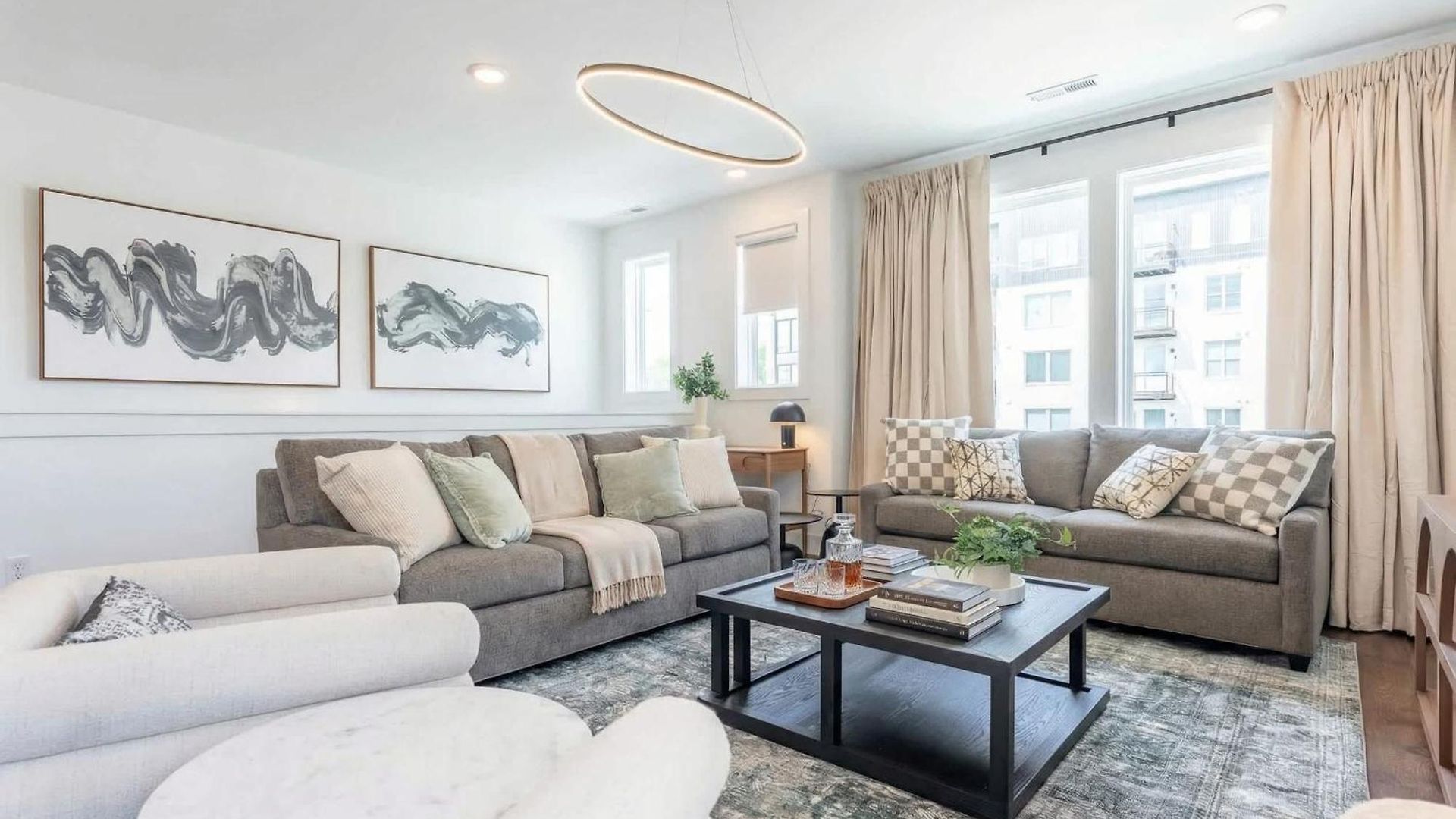 Luxe 4br With Fire Pit Grill And Views Holiday home