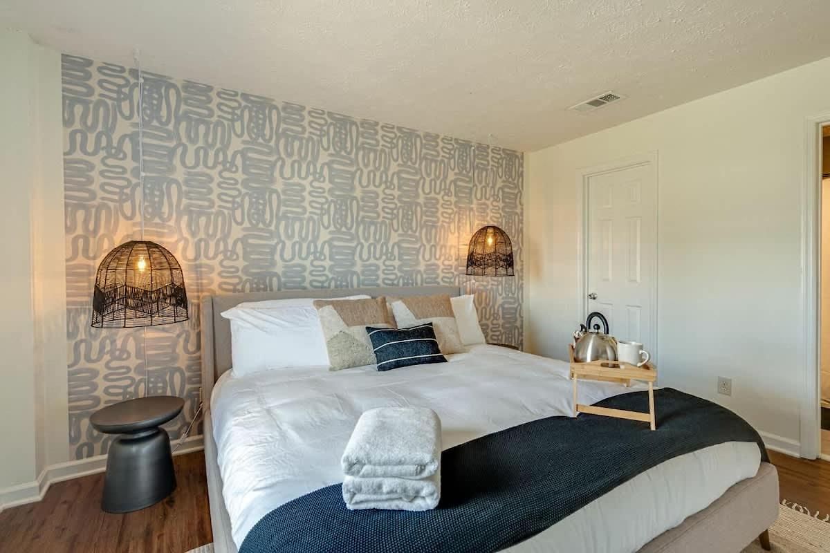 Holiday home Boho West - West End - 3 Mins To Broadway *