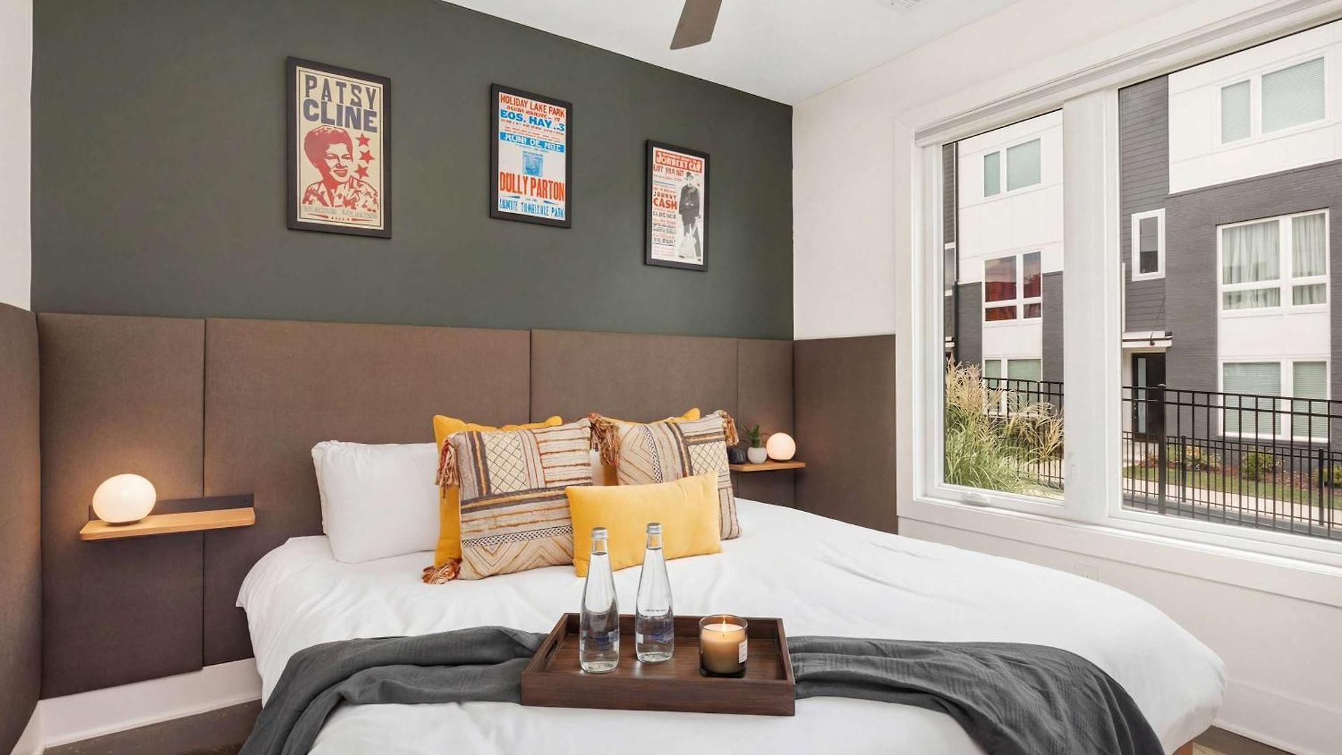 King 3br Retreat & 2-car Garage East Holiday home Nashville