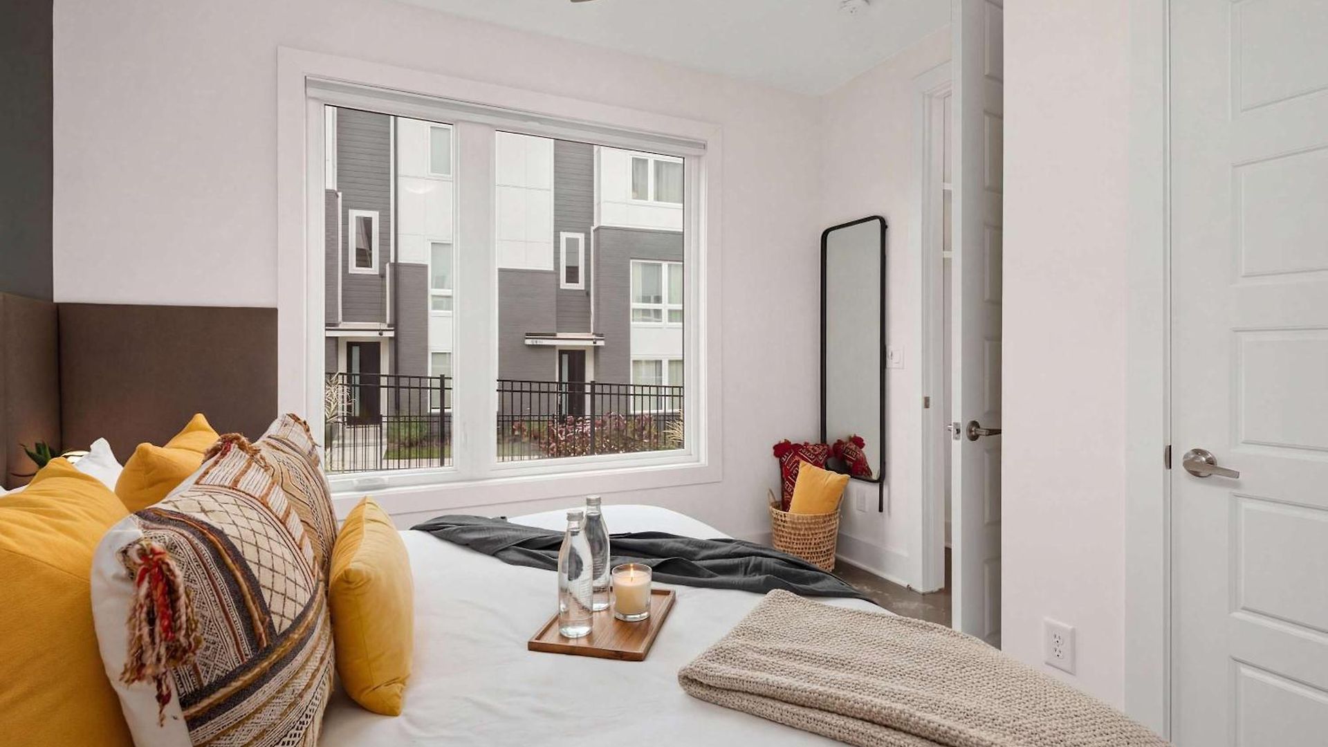 King 3br Retreat & 2-car Garage East * Nashville