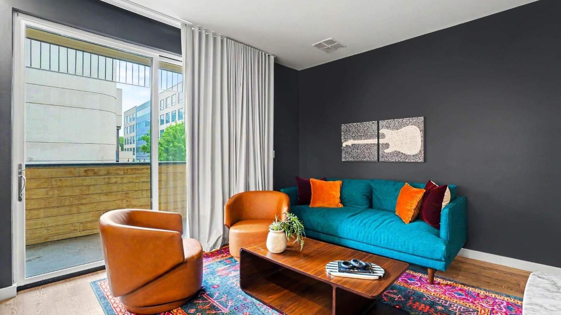 Holiday home Onyx - Pool & Gym - Walk To Broadway Nashville