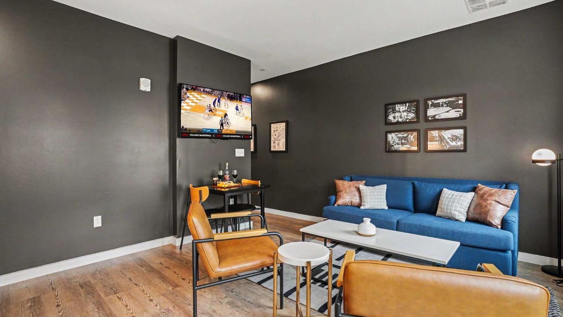 Nocturne - Pool & Gym - Mins To Broadway Holiday home