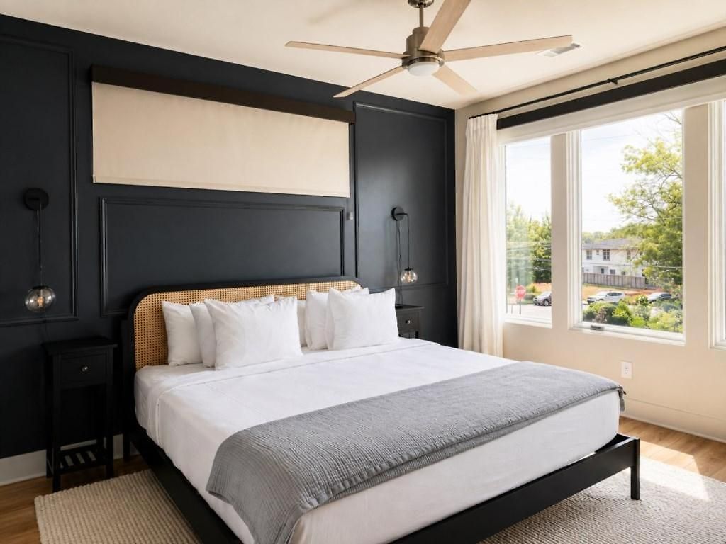 Pool, Gym & Sauna | Fully Gated & Pet-friendly * Nashville