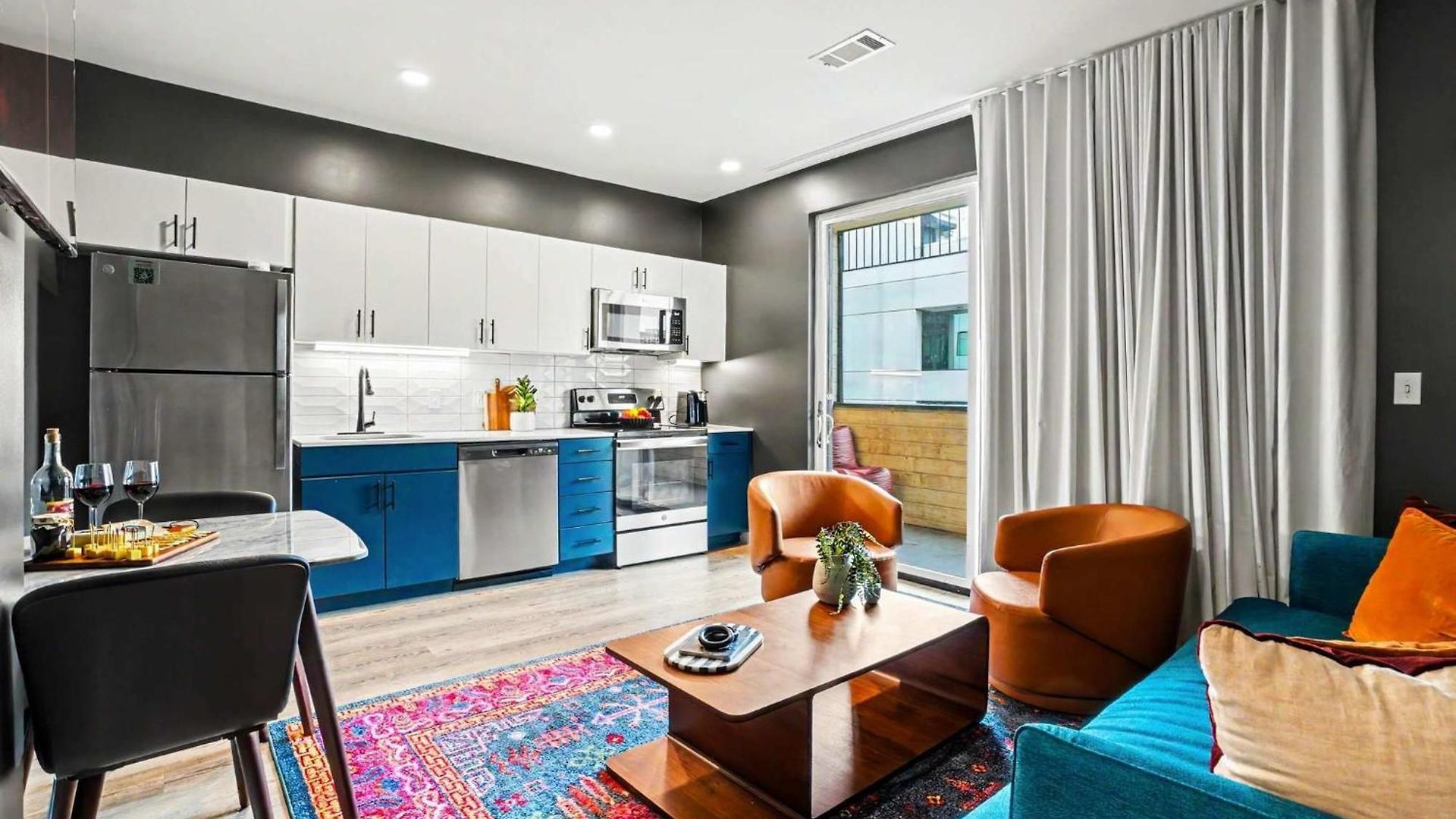 Nocturne - Pool & Gym - Mins To Broadway Holiday home Nashville