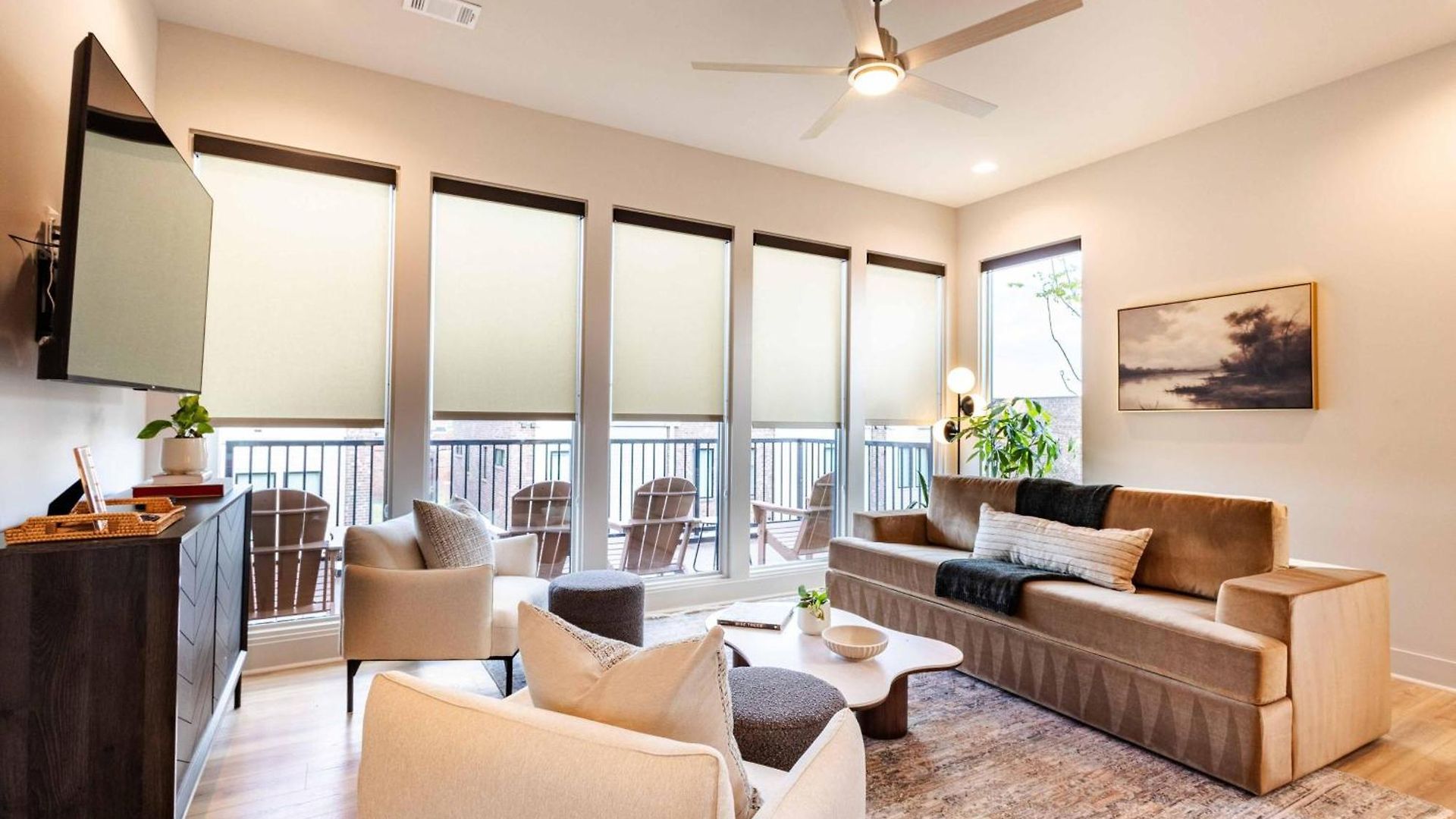 Heated Pool + Hot Tub + Sauna • 7 Min To Broadway Holiday home Nashville