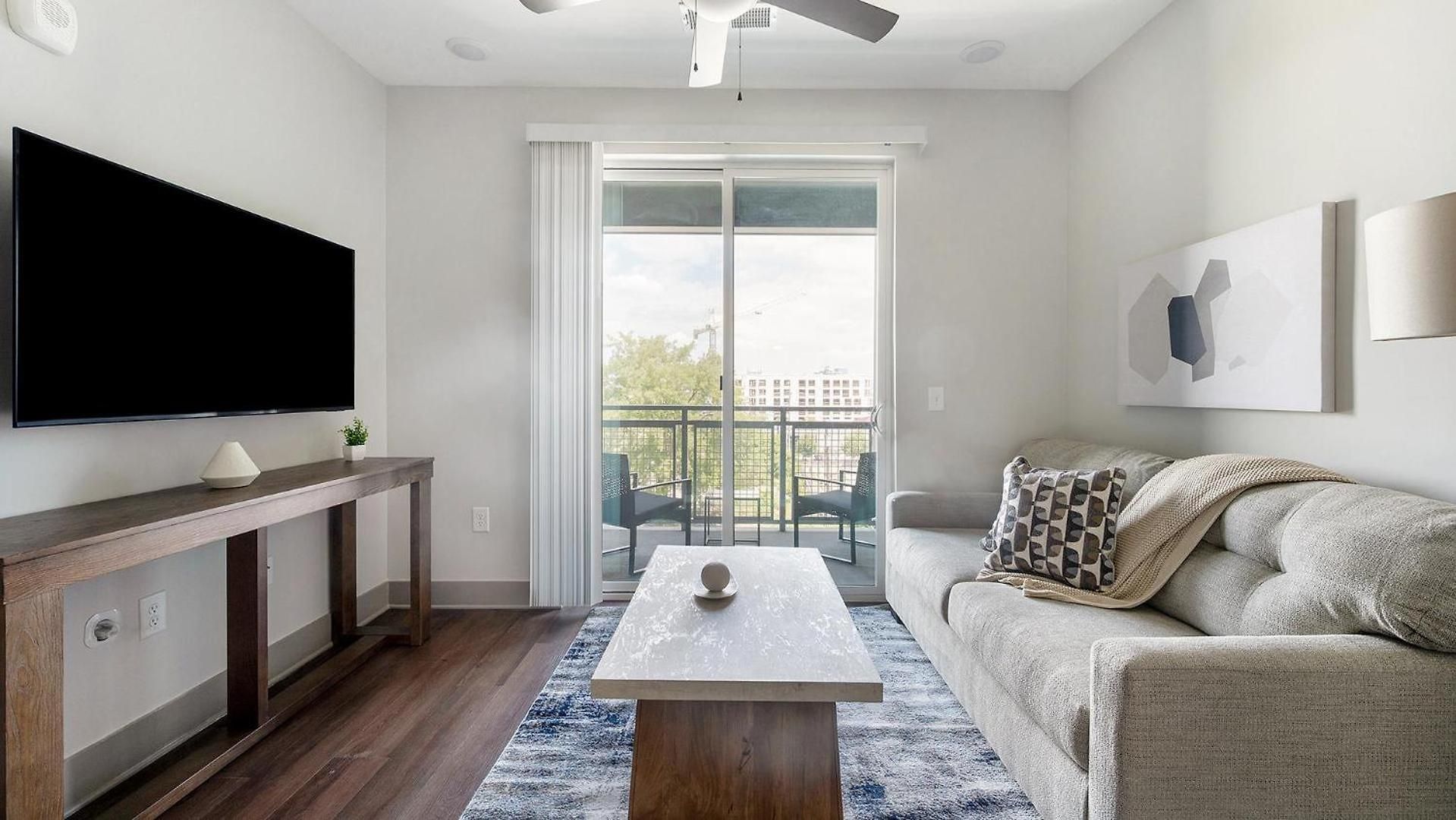 Landing Modern 2bd Gym Courtyard Apartment Nashville