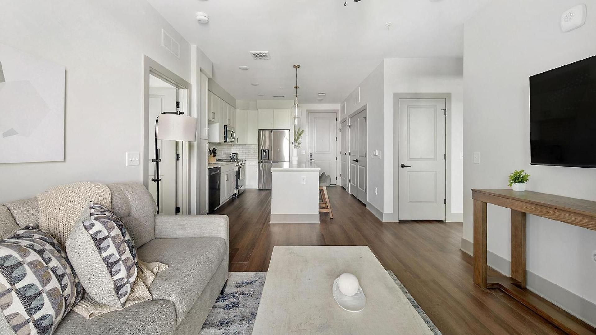 Apartment Landing Modern 2bd Gym Courtyard *