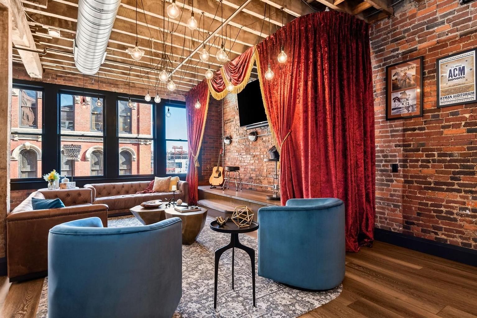 The Velvet Vault-luxury Downtown Loft With River View & Walk To Broadway * Nashville