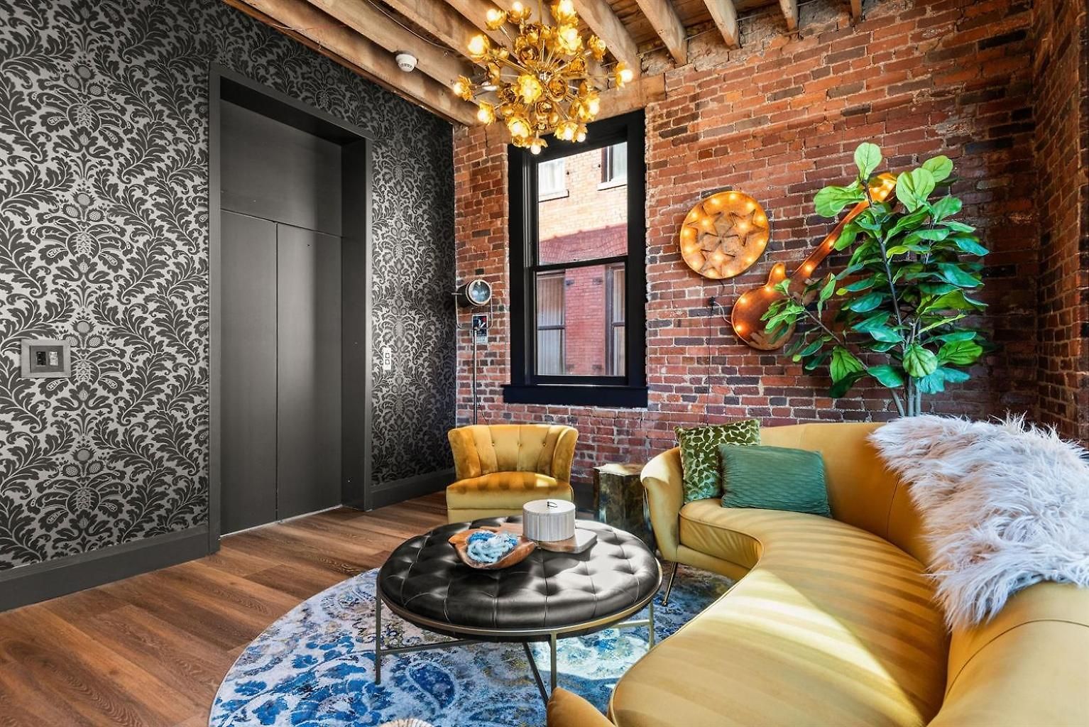 Holiday home The Velvet Vault-luxury Downtown Loft With River View & Walk To Broadway Nashville