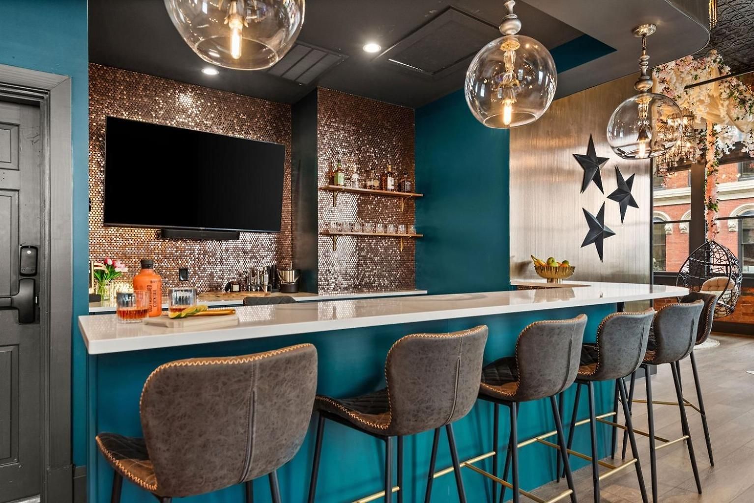 Holiday home The Velvet Songbird Downtown Luxe Sleeps 24 Nashville
