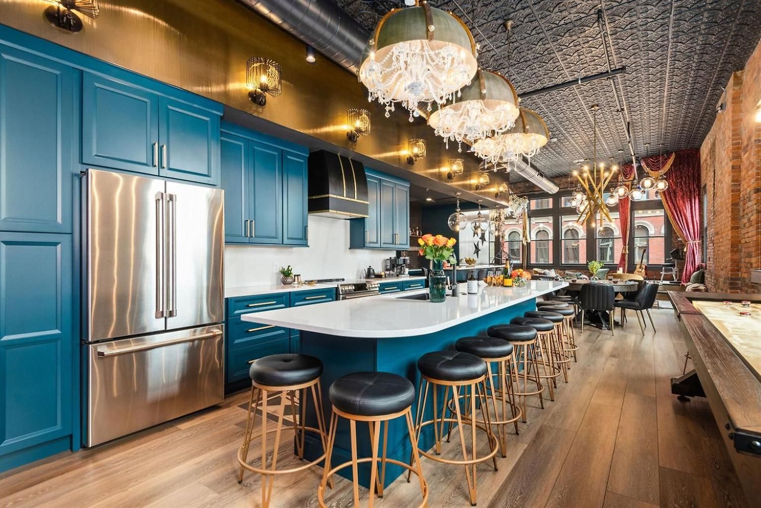 Holiday home The Velvet Songbird Downtown Luxe Sleeps 24 Nashville