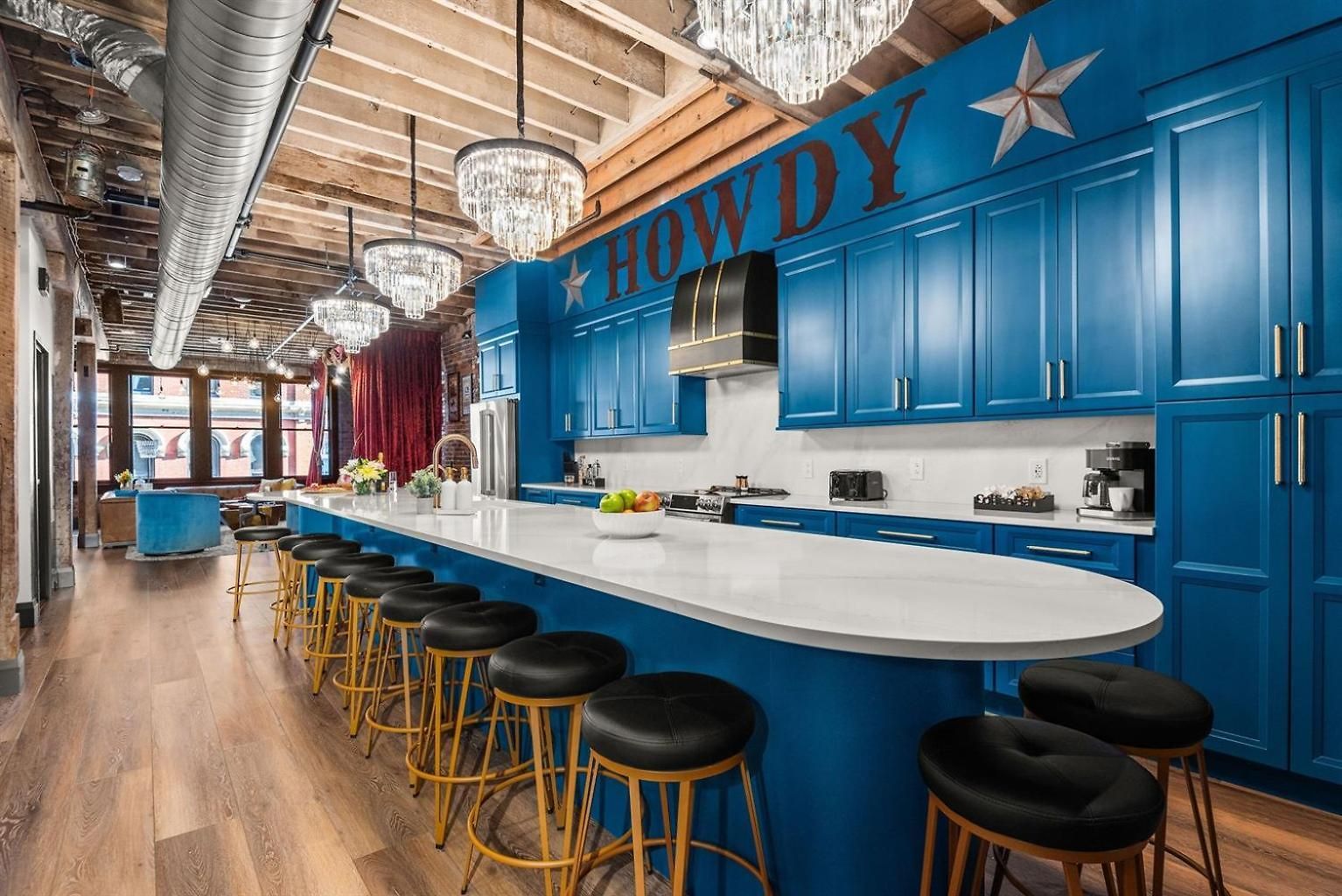 The Velvet Vault-luxury Downtown Loft With River View & Walk To Broadway Holiday home Nashville