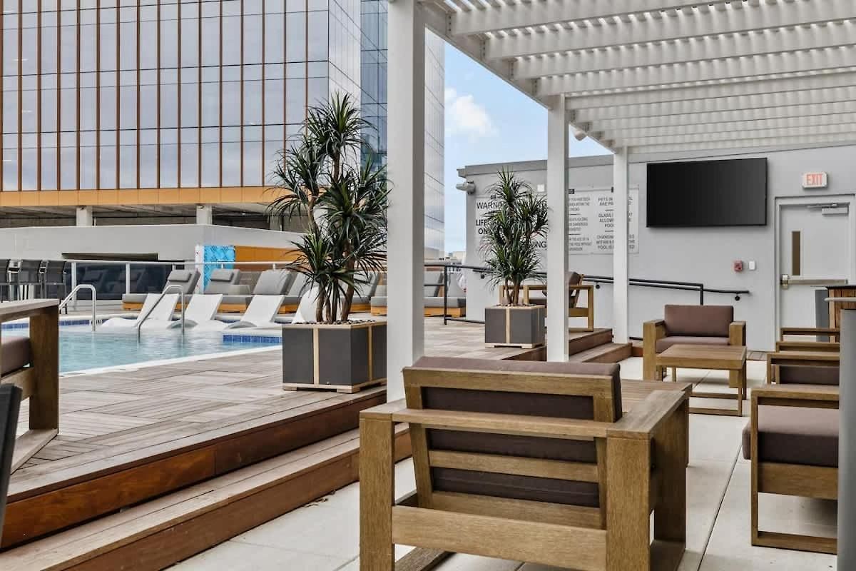Apartment View Getaway 2br Near Broadway & Gulch *