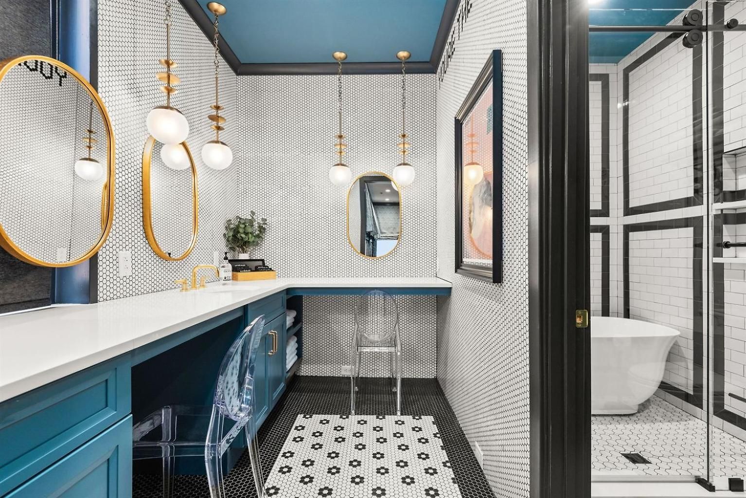 The Velvet Songbird Downtown Luxe Sleeps 24 Nashville