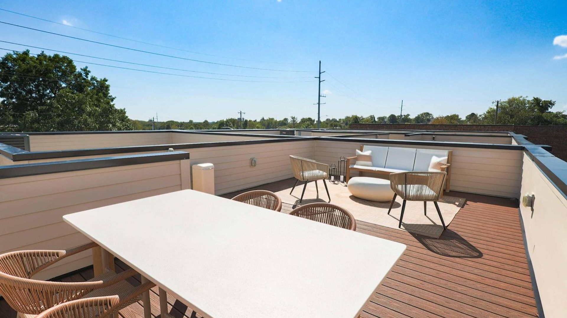 Modern 4br | Easy To Broadway + Heated Pool Apartment *