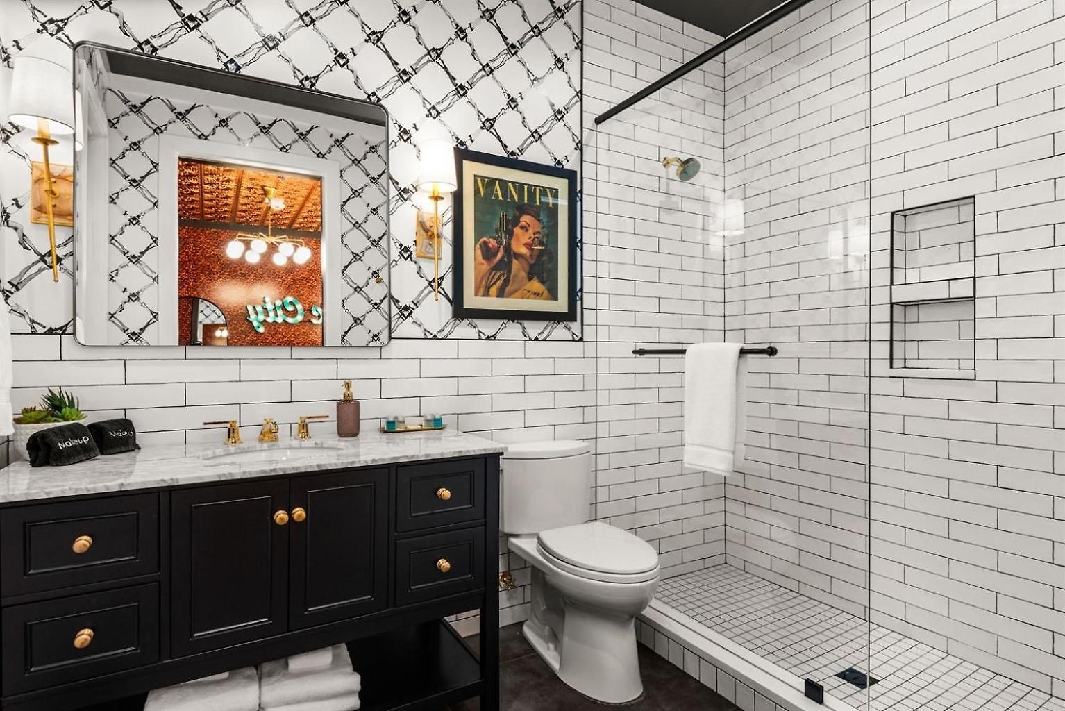 The Velvet Vault-luxury Downtown Loft With River View & Walk To Broadway *