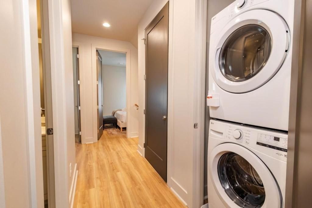 Apartment Bachelorette Dream | 2 Units | 8 Kings + 8 Baths Nashville