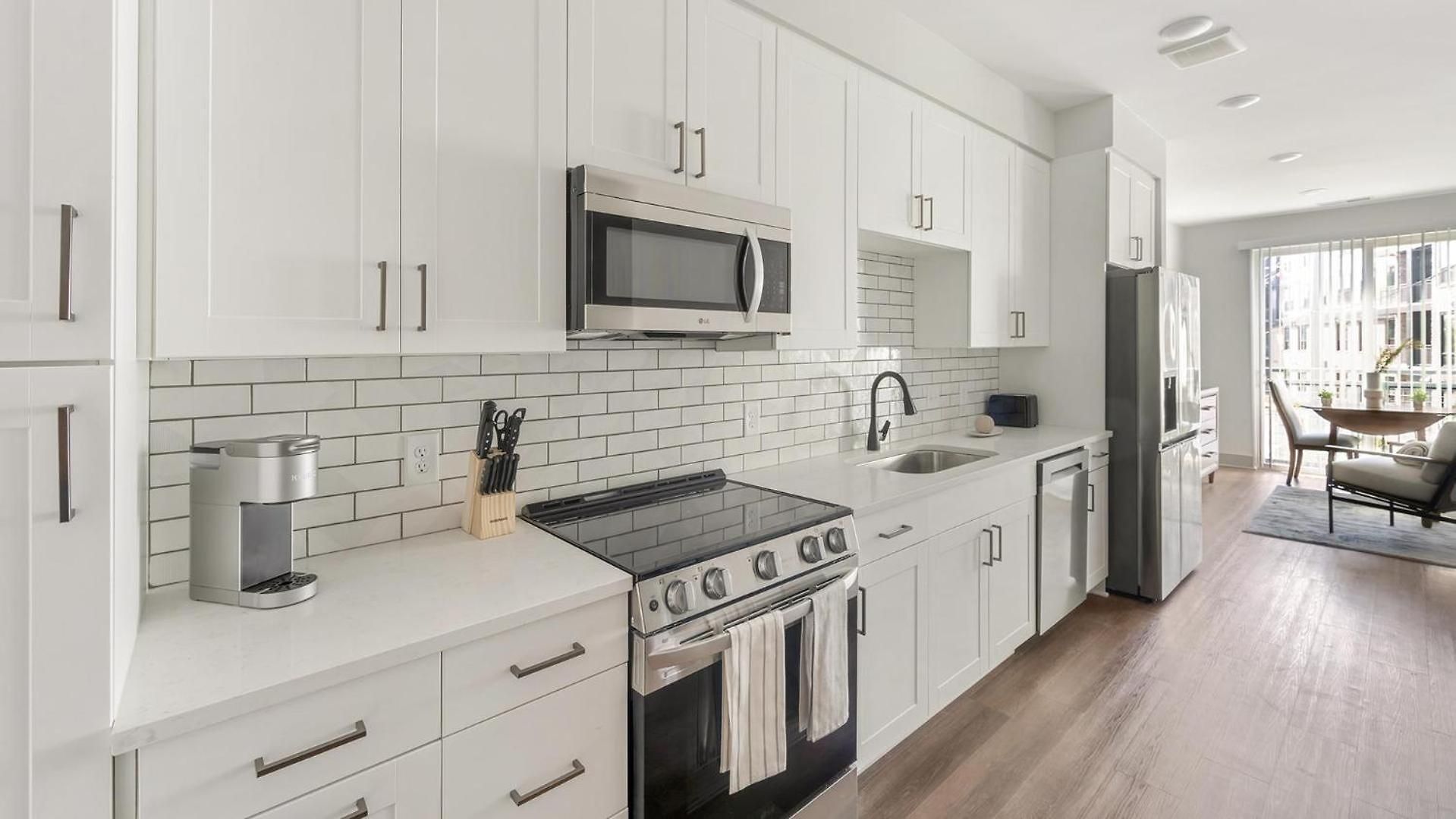 Landing Modern 2bd Gym Courtyard * Nashville