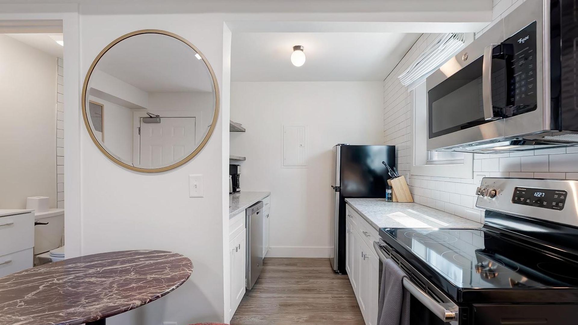 1705 State Street 5*