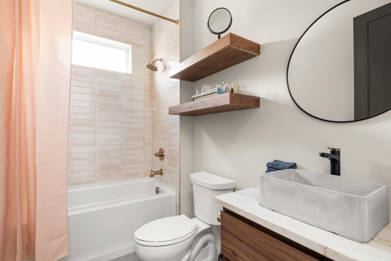Germantown Gem 4br Sleeps 10 Minutes To Downtown