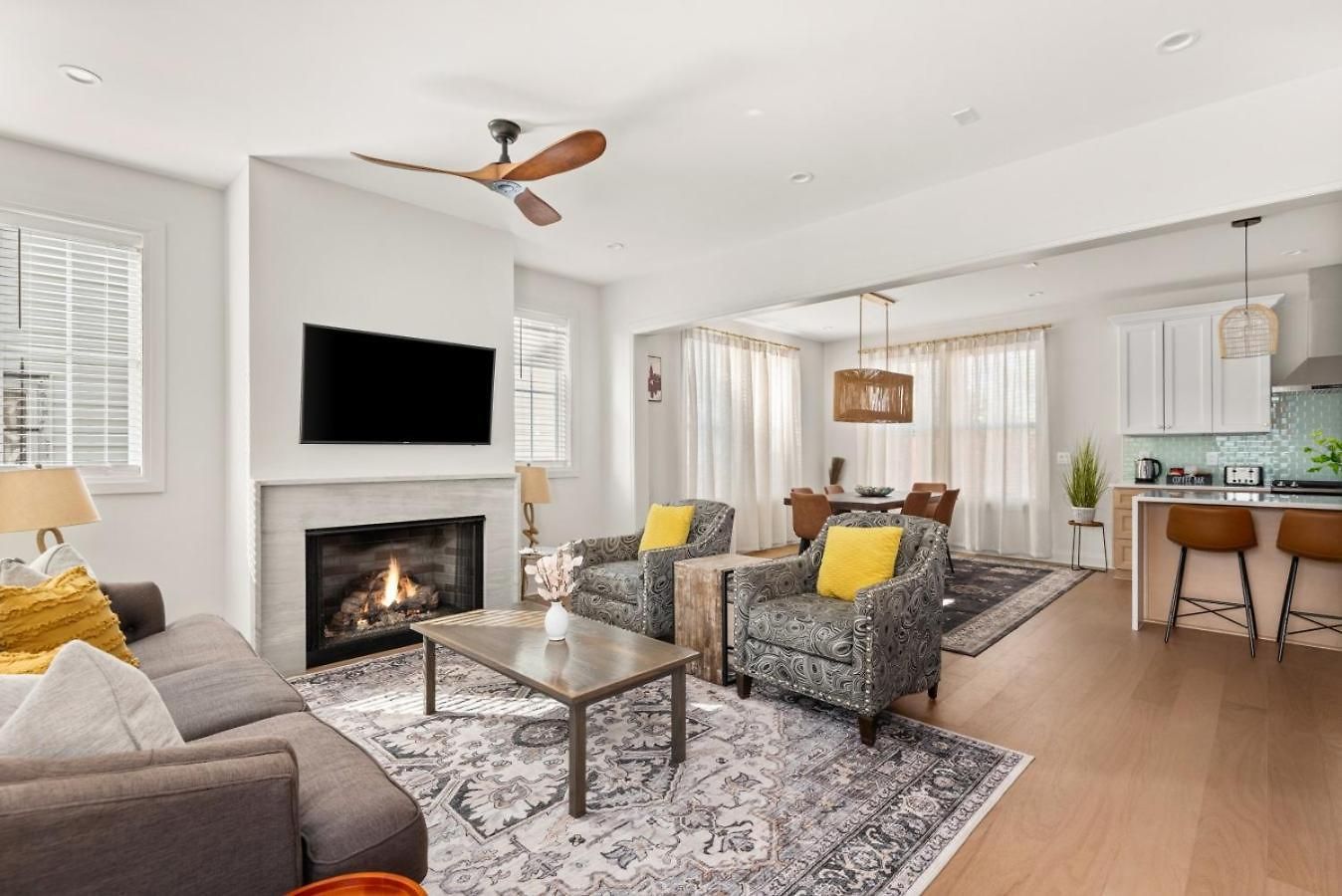 Germantown Gem 4br Sleeps 10 Minutes To Downtown Nashville