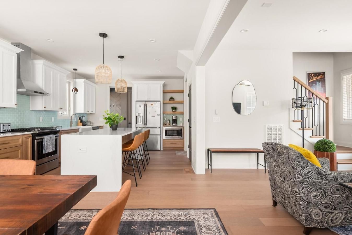 Germantown Gem 4br Sleeps 10 Minutes To Downtown *
