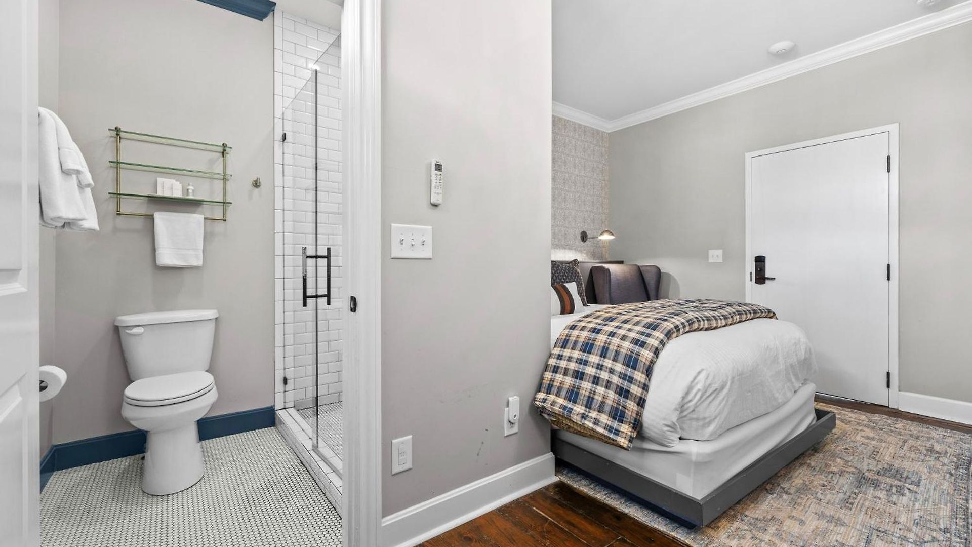 The Germantown 3*