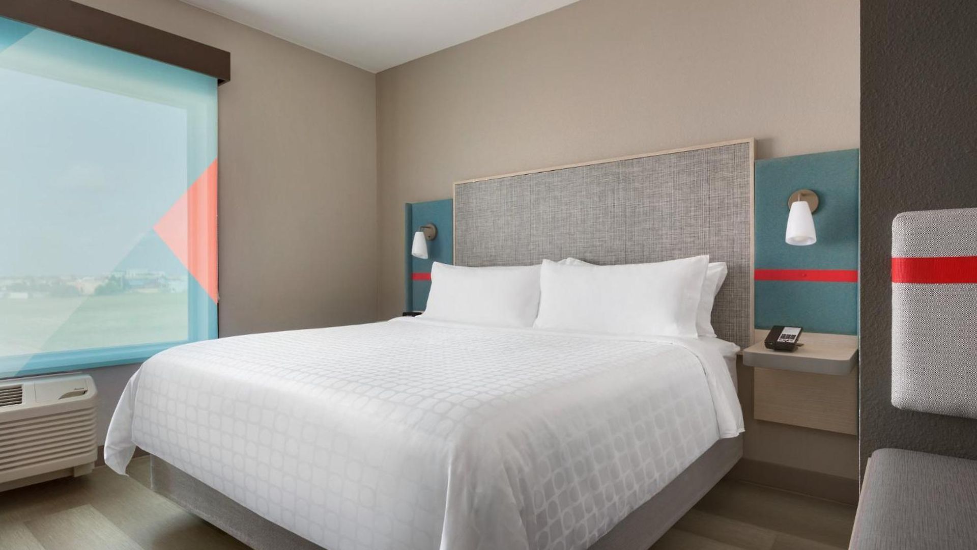 Avid - Airport By Ihg Hotel
