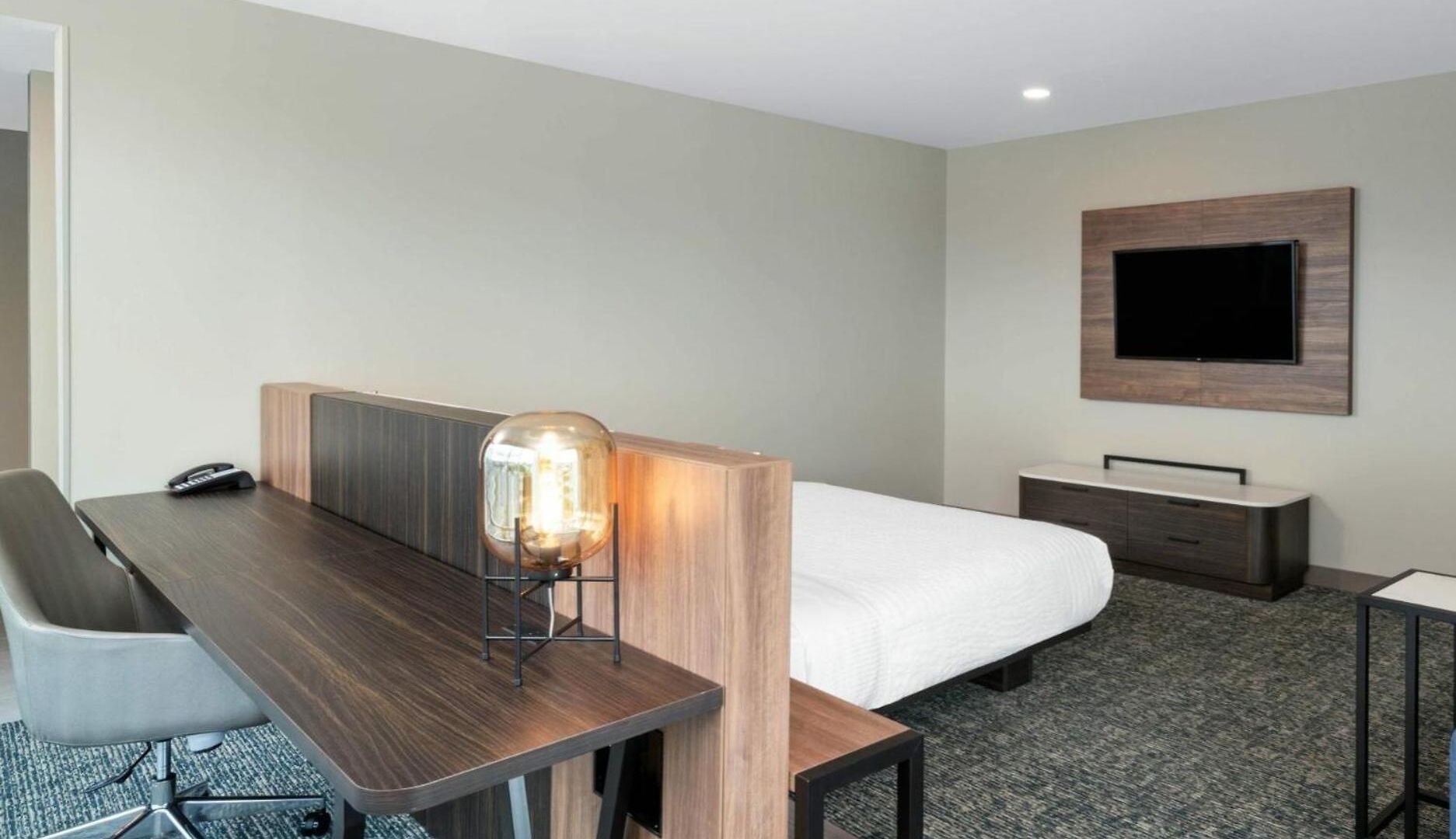 Hotel La Quinta & By Wyndham Downtown Stadium 3*