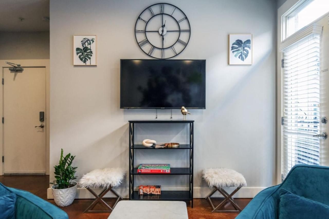 West End Townhome With 2 En-suites And Free Private Parking Holiday home *
