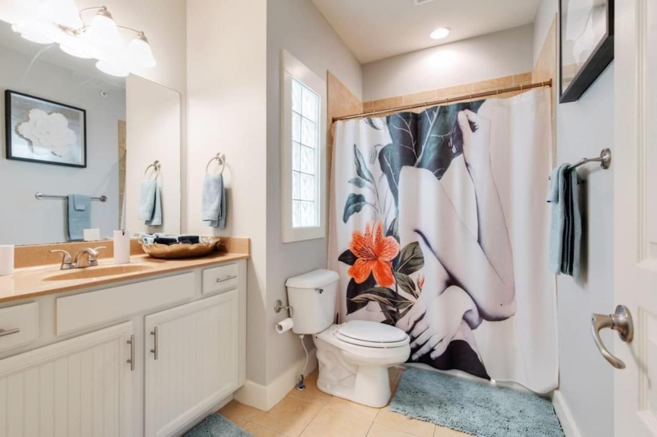 West End Townhome With 2 En-suites And Free Private Parking * Nashville