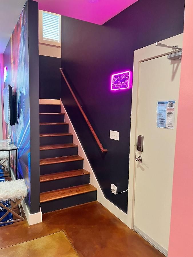 Spacious 3-story West End | Free Garage Parking For 2 | Walk To Vanderbilt & Music Row Apartment *