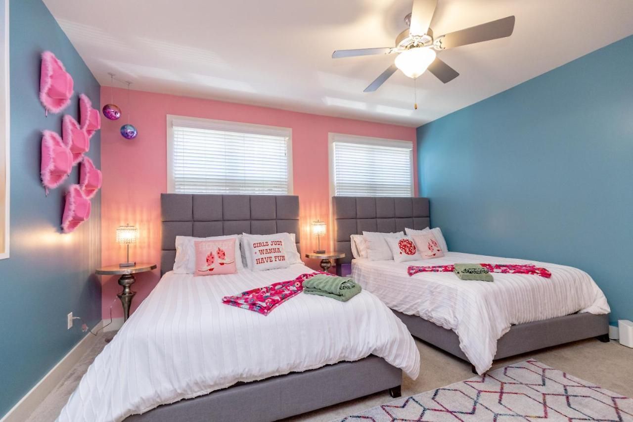 Spacious 3-story West End | Free Garage Parking For 2 | Walk To Vanderbilt & Music Row Apartment