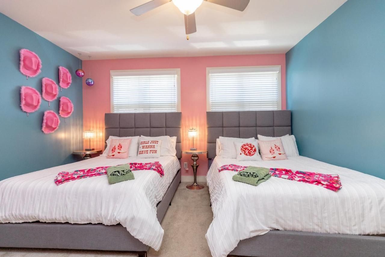 Apartment Spacious 3-story West End | Free Garage Parking For 2 | Walk To Vanderbilt & Music Row