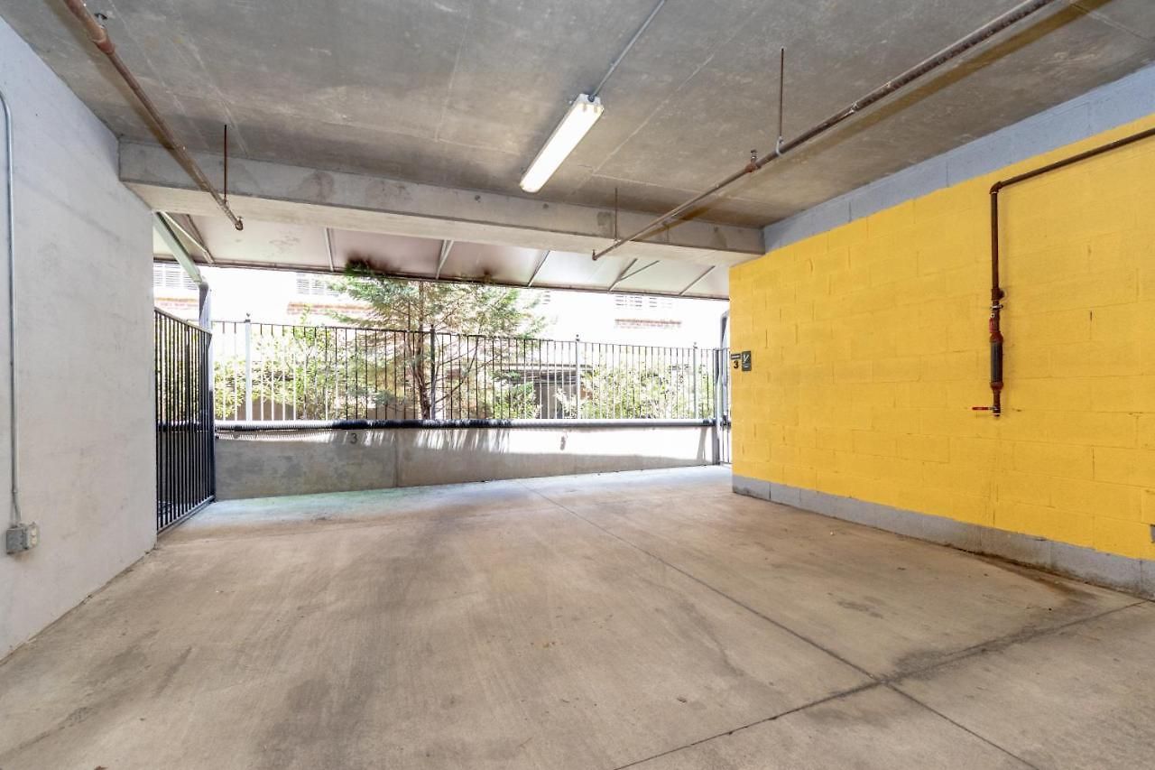 Spacious 3-story West End | Free Garage Parking For 2 | Walk To Vanderbilt & Music Row