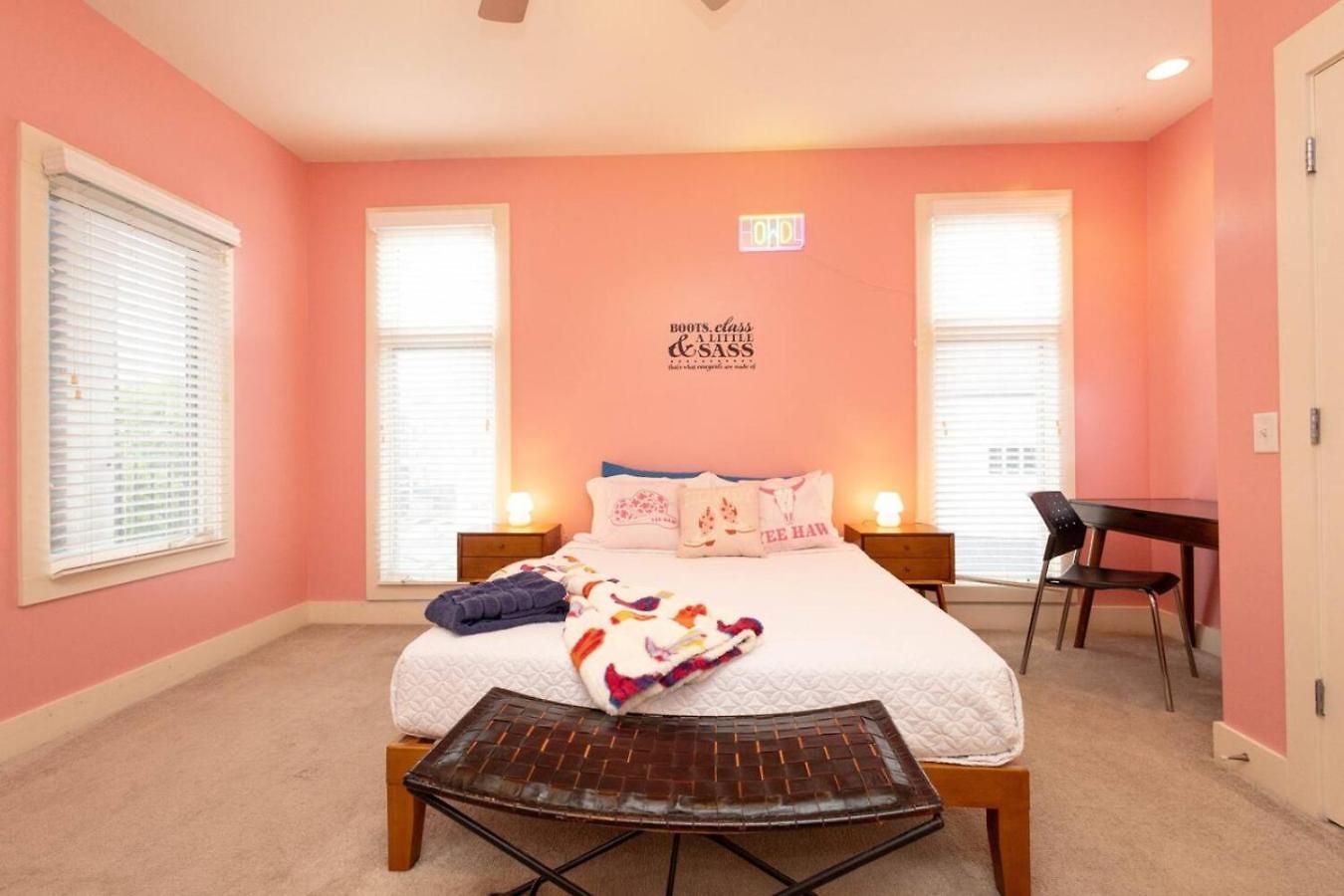 Pink Experience - West End Broadway & Restaurants
