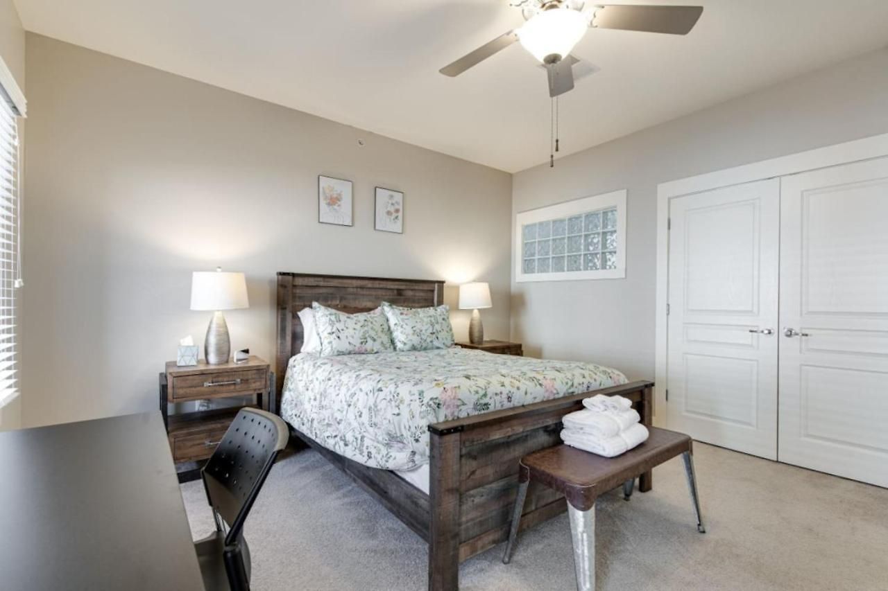3-story West End | Free Garage Parking | Near Vanderbilt Medical Apartment