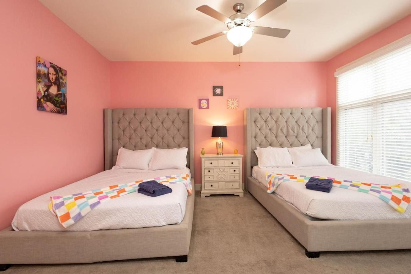 Pink Experience - West End Broadway & Restaurants