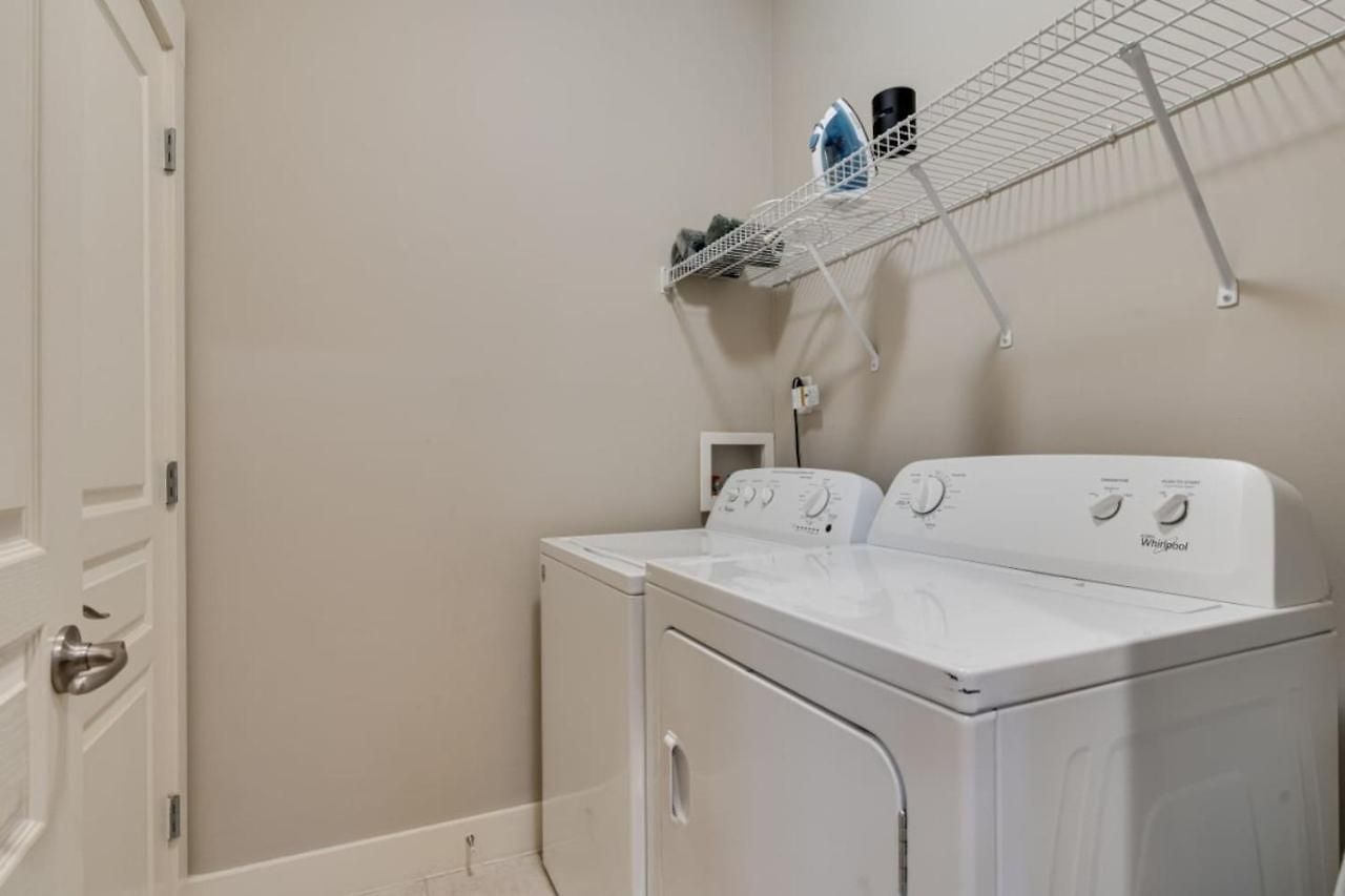 Apartment 3-story West End | Free Garage Parking | Near Vanderbilt Medical *