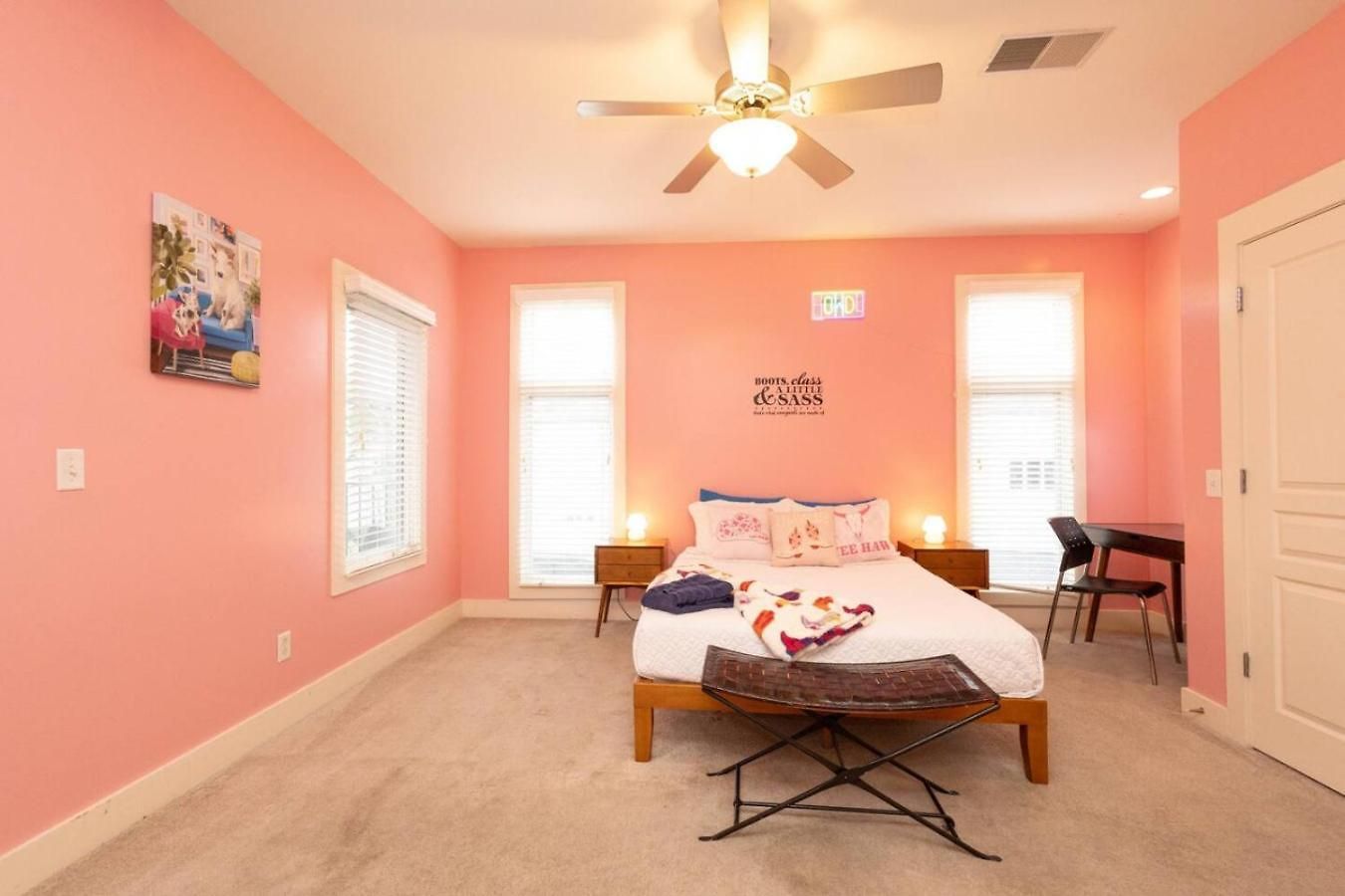 Pink Experience - West End Broadway & Restaurants Apartment Nashville