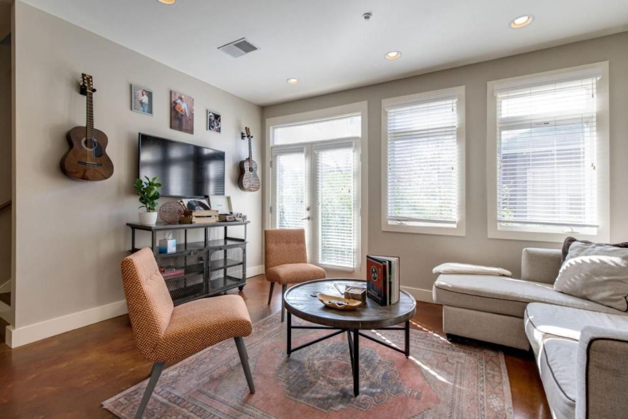 Modern 3-story West End - Free 2-car Garage Nashville