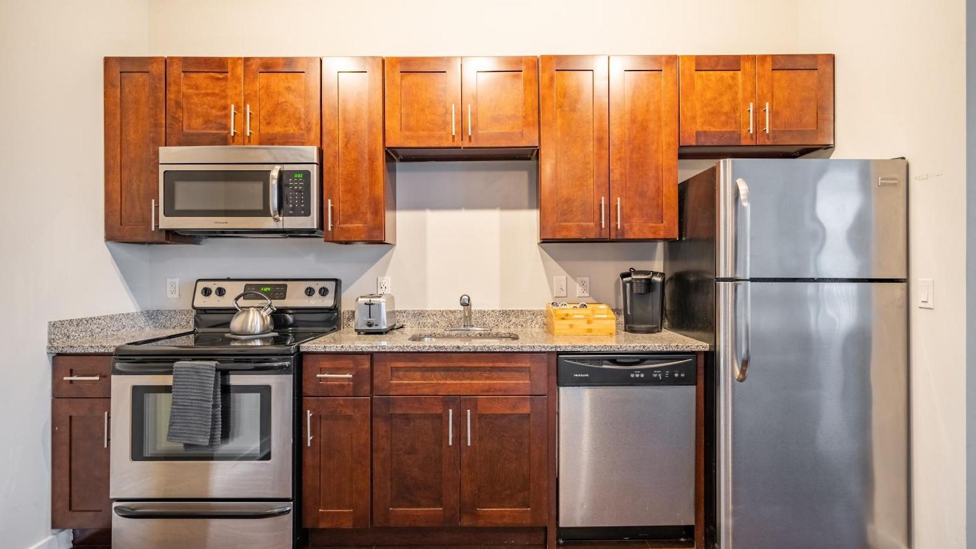 Apartment Cozysuites At Music Row Nashville