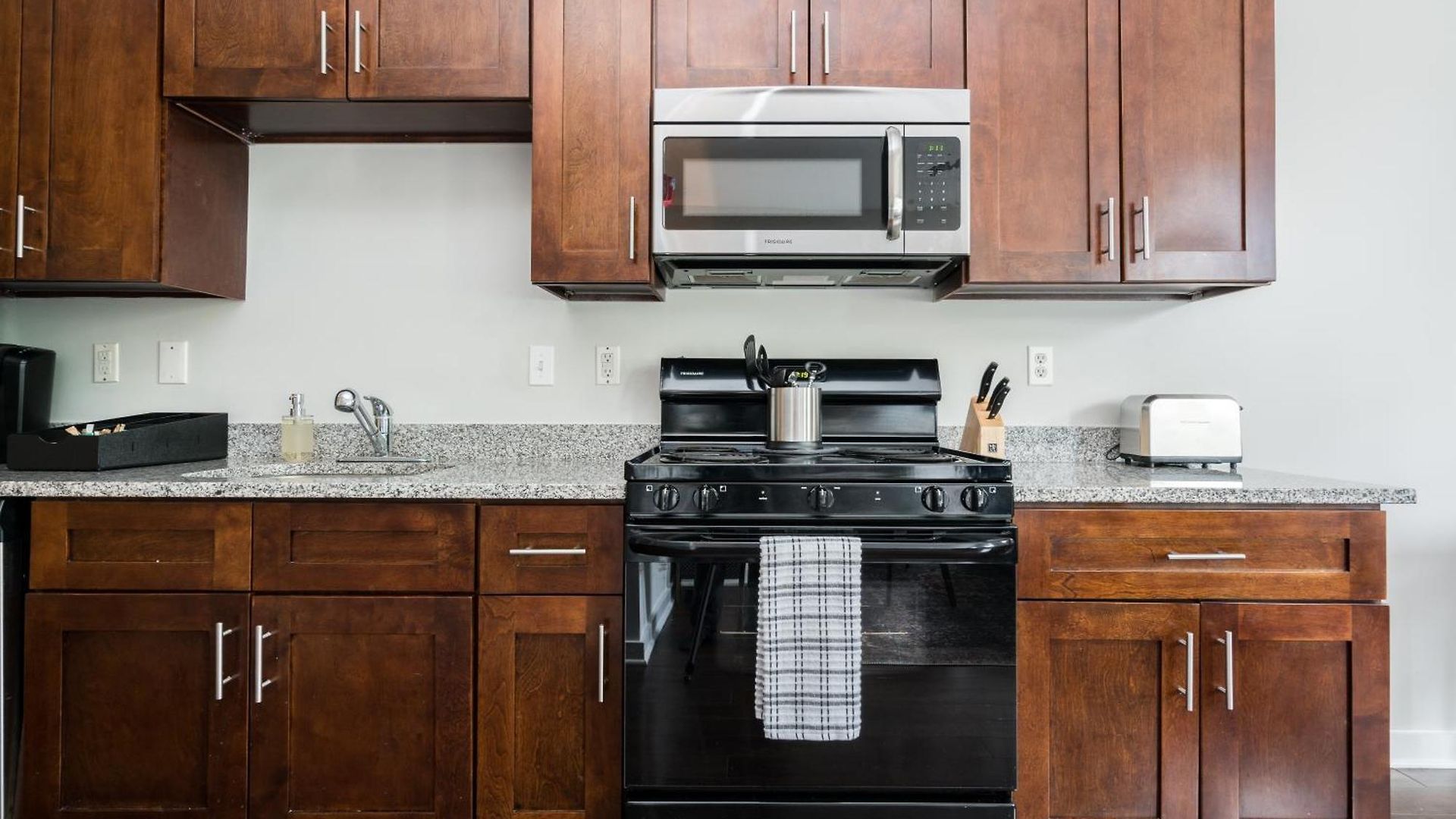 Apartment Cozysuites At Music Row Nashville