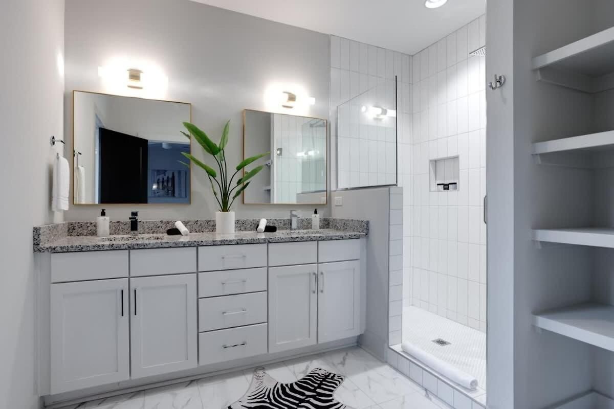 New East Oasis 13beds Roofdeck Free Parking * Nashville