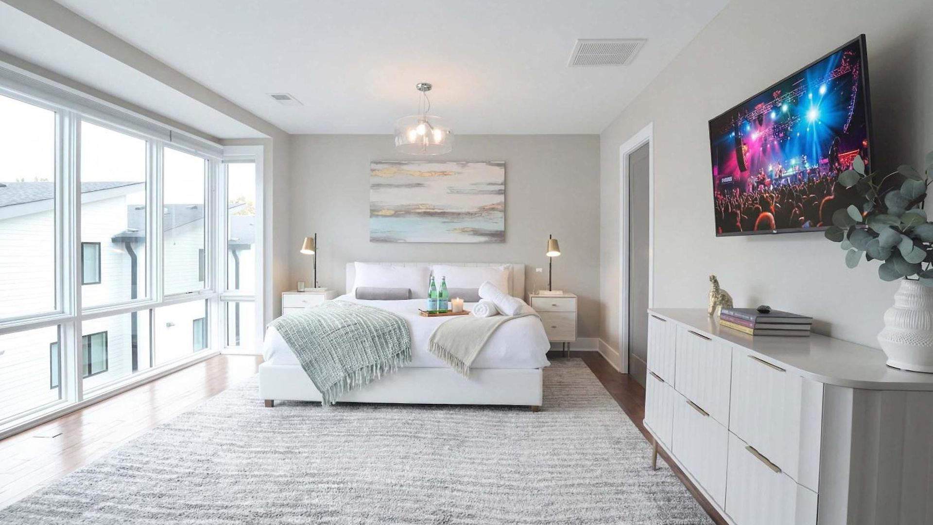 Downtown Luxury - 10 Beds & Free Parking * Nashville