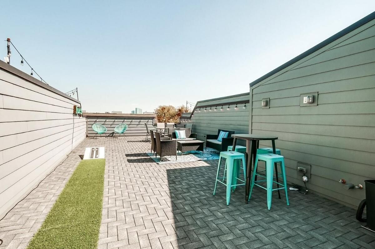 Game And Skydeck - Book Today Holiday home Nashville